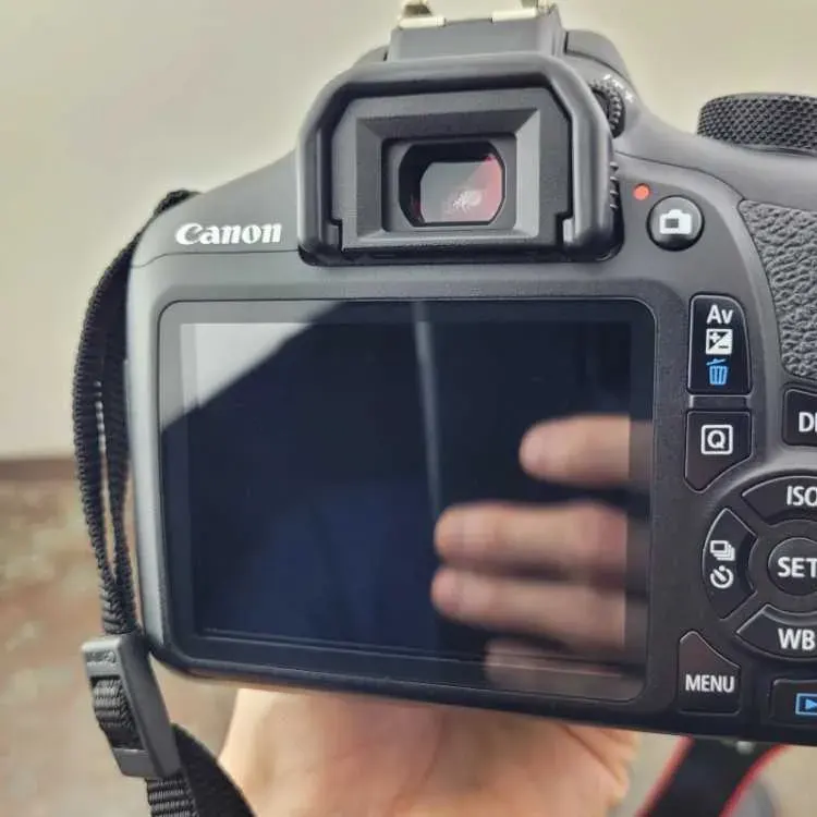 Canon EOS 1300D DSLR Camera with Lens - image 2