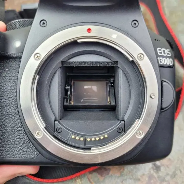 Canon EOS 1300D DSLR Camera with Lens - image 6