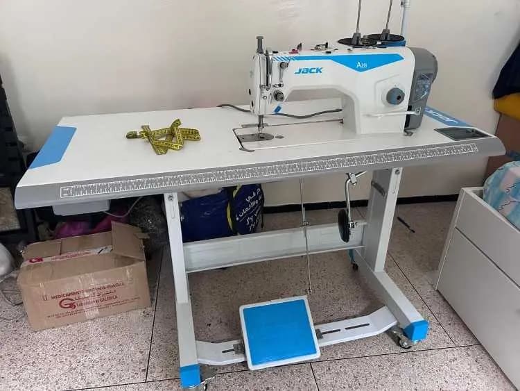 Machine à Coudre Industrielle JACK A2B – État Neuf (Urgent) - image 5