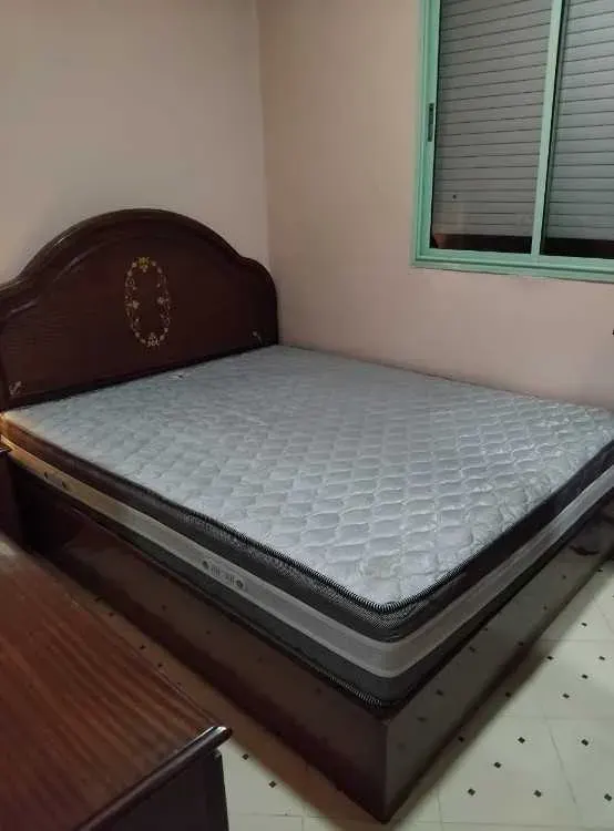 Chambre à coucher complète en bois acajou (Marrakech) - image 2