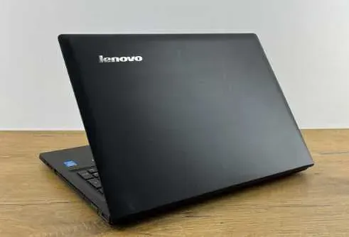 Lenovo i7 Ram 8 disc SSD écran 15 - image 1