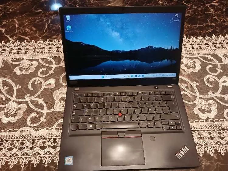 Lenovo ThinkPad T490s i7 8th Gen 8GB RAM 477GB SSD