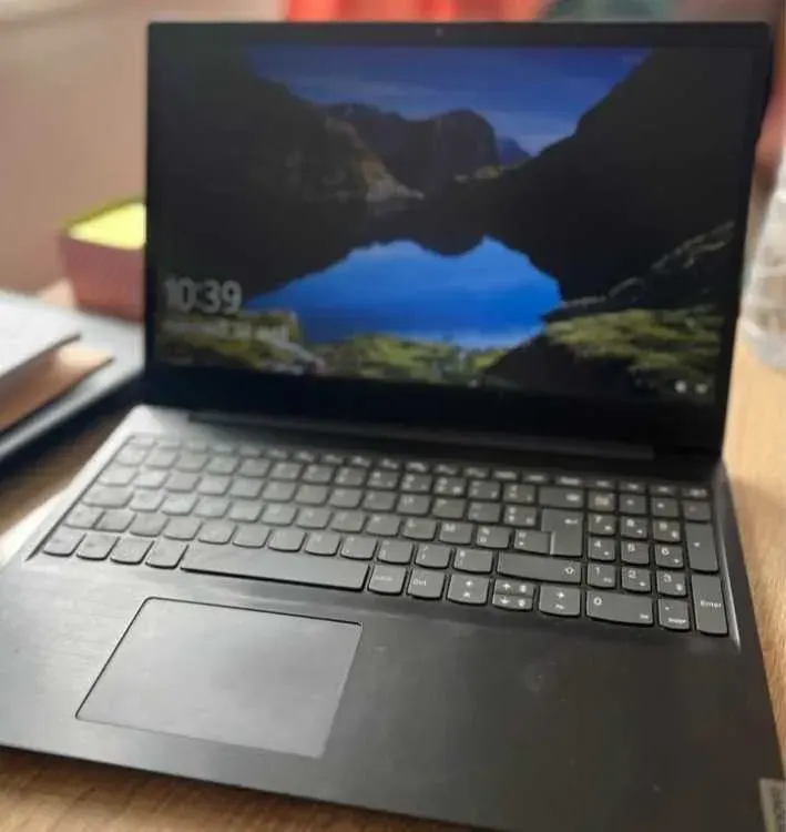 Pc Portable Lenovo IdeaPad S145 بحالة ممتازة