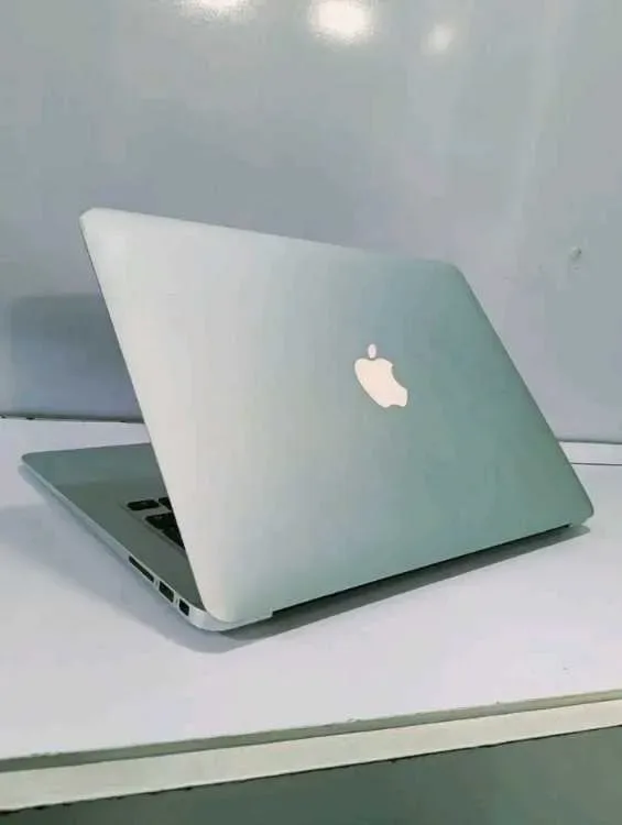 MacBook i5 Slime air Disc SSD batterie 5h