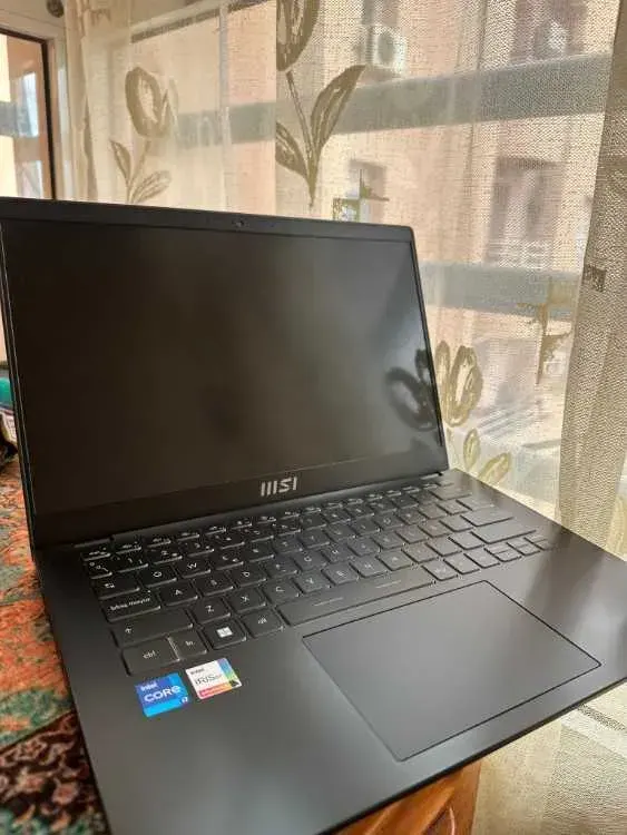 MSI modern 14 - I7 1255U, 16 RAM DDR4, 512 SSD