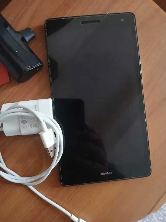 Used Huawei Tablet with Charger