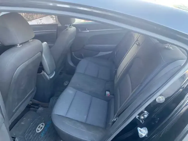 Hyundai Elantra 2018