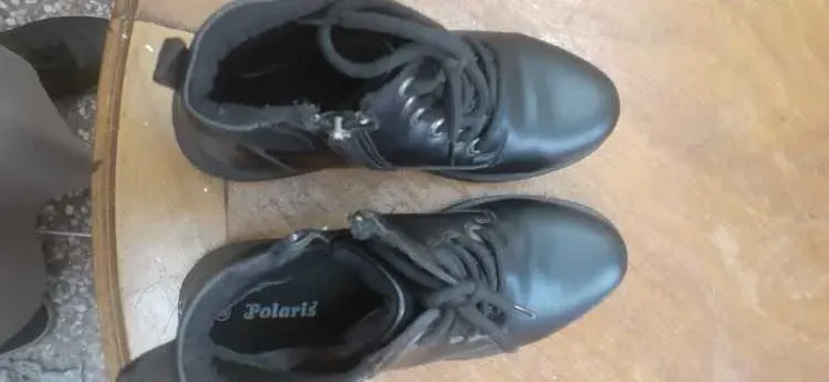 Chaussures flo peu utilisees