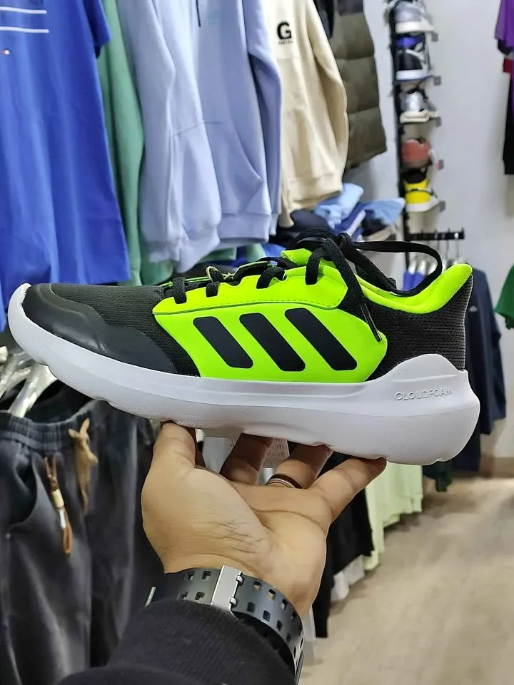 Chaussures Adidas Tensaur Run 3.0 J - 100% Originales (Pointure 36)