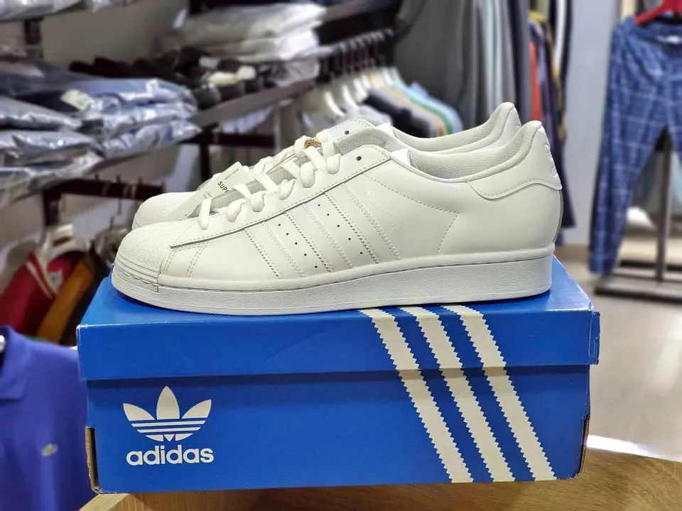 Baskets Adidas Superstar - 100% Originales (Pointure 44)