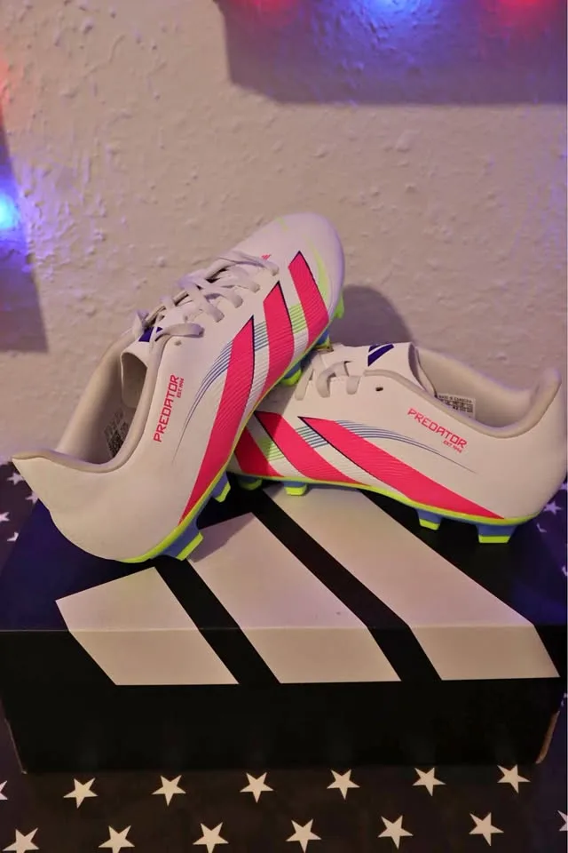 سبرديلة ديال الكورة Adidas Predator أوريجينال 100% ⚽ (Taille 42)