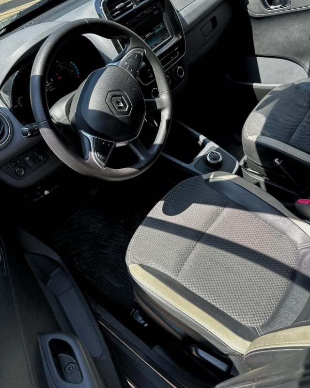 RENAULT E-KWID 2023 — foto 2