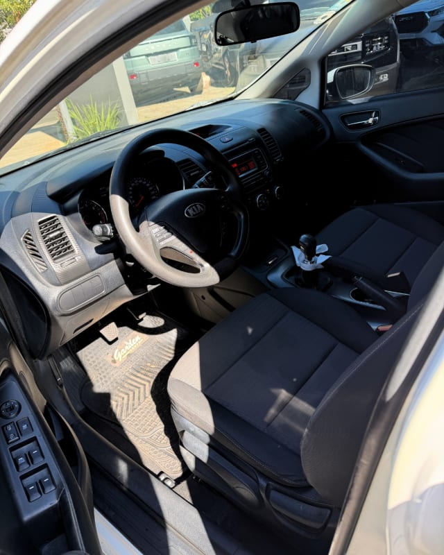 KIA CERATO 2014 — foto 2