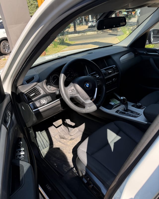 BMW X3 2017 — foto 2