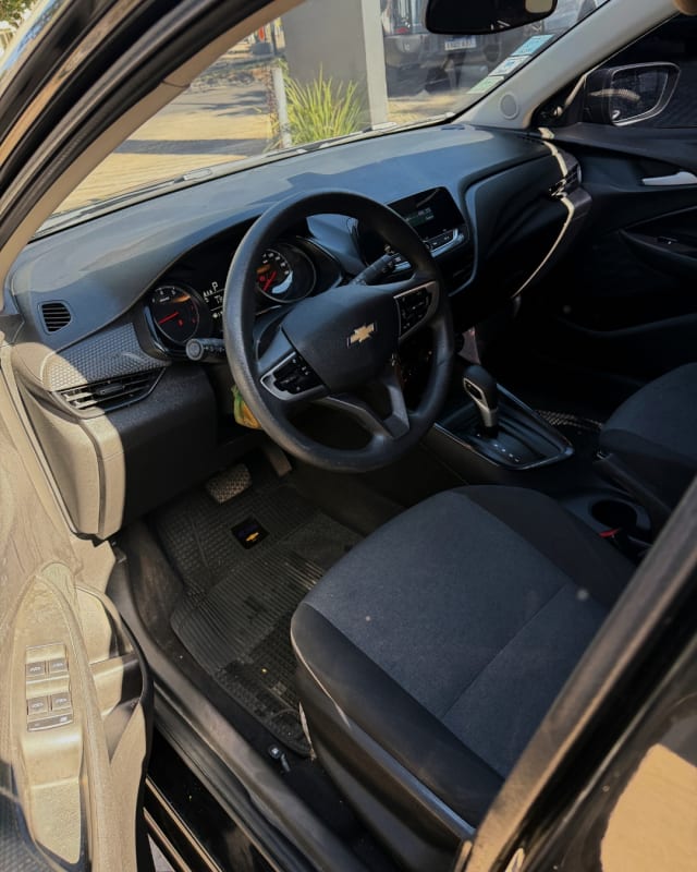 CHEVROLET ONIX 2020 — foto 2