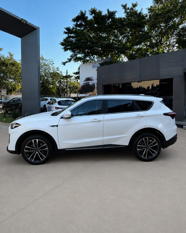 JETOUR X70 PLUS 2026 — foto 4