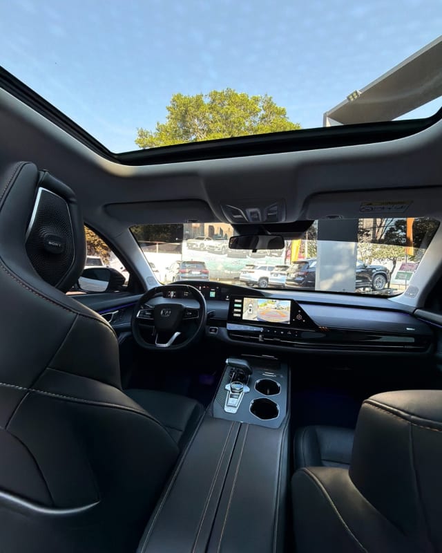 CHANGAN UNI-K 2023 — foto 3