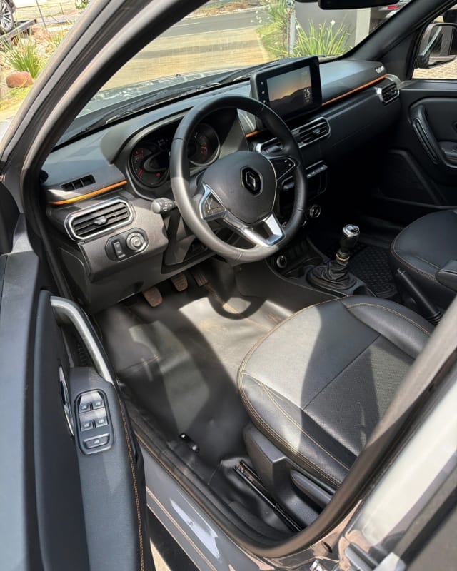 RENAULT OROCH 2025 — foto 2