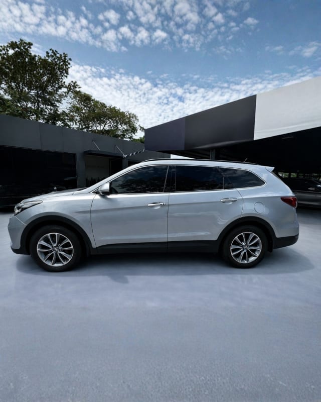 HYUNDAI GRAND SANTA FE 2019 — foto 4