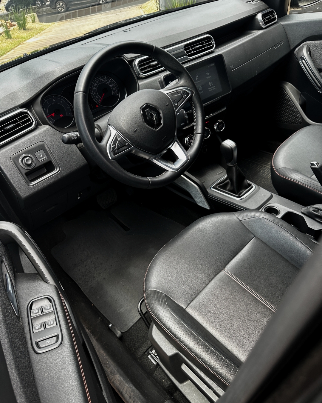 Renault Duster New Iconic 2025 - foto 2