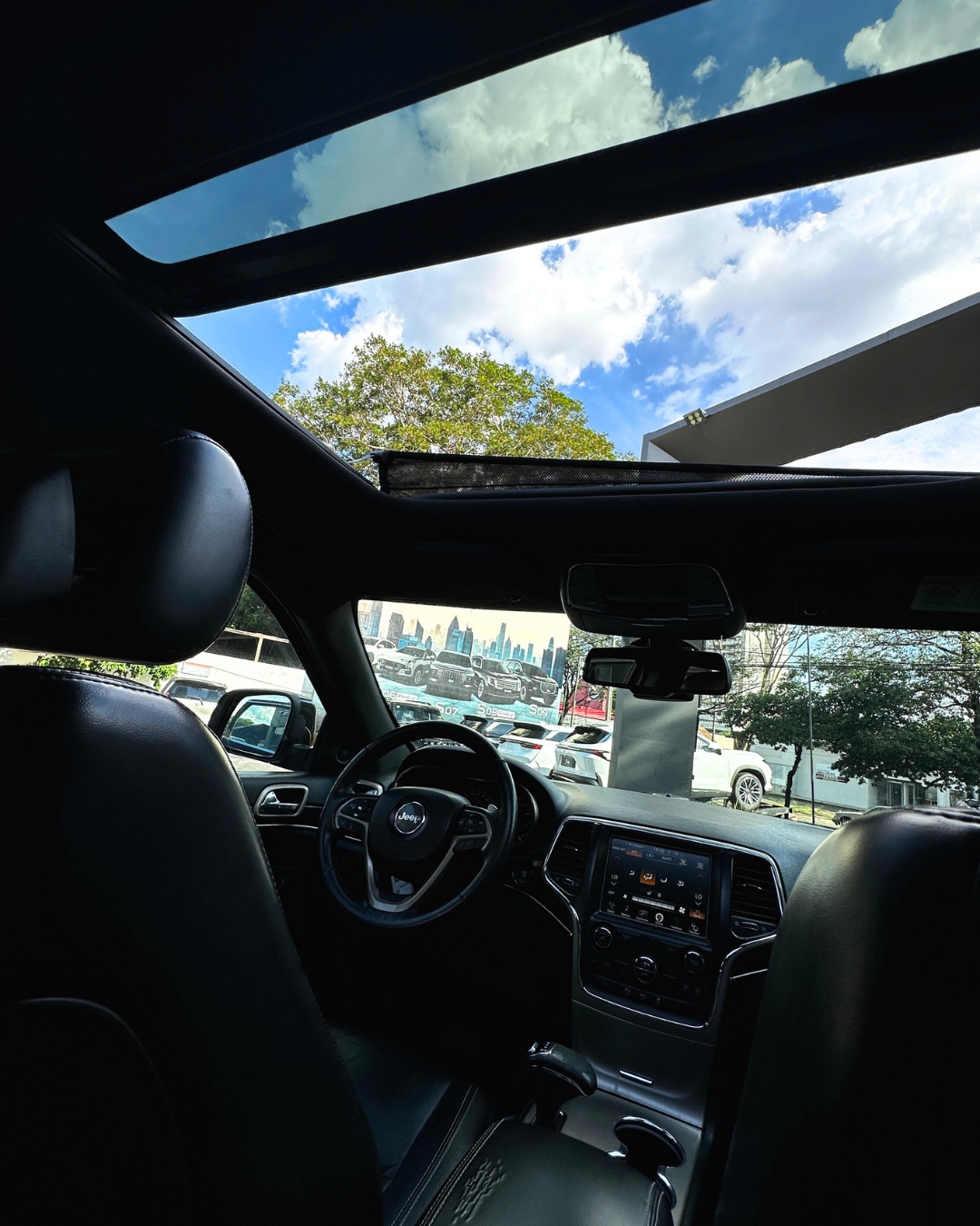 Jeep Grand Cherokee 2014 — foto 3