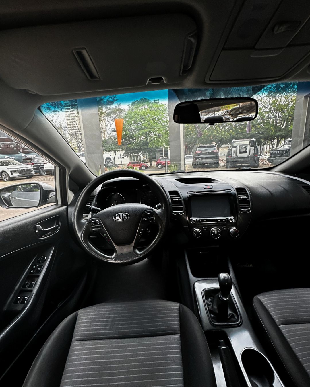 Kia Cerato 2015 — foto 3