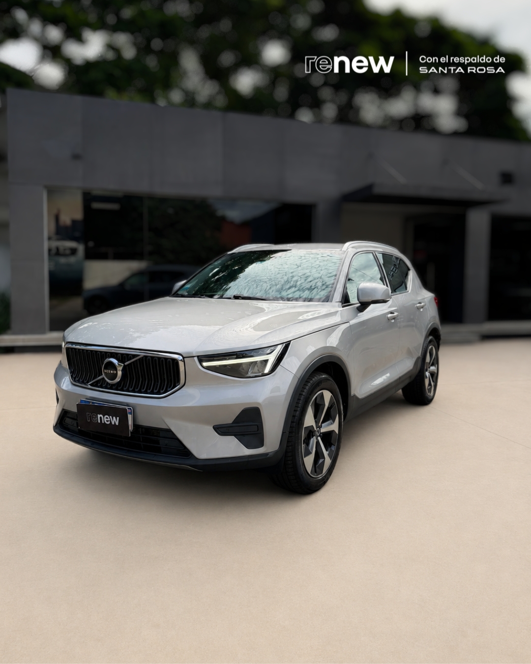 VOLVO XC40 2022