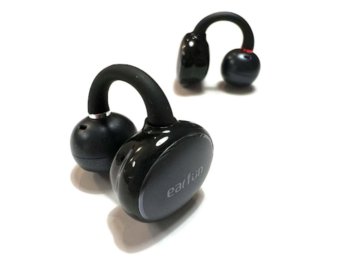 Earfun Clip (צילום: גד גניר)