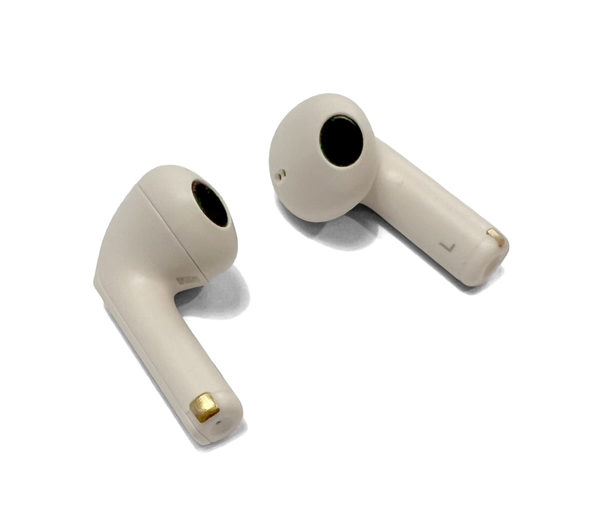 Sennheiser ACCENTUM Open (צילום: גד גניר)
