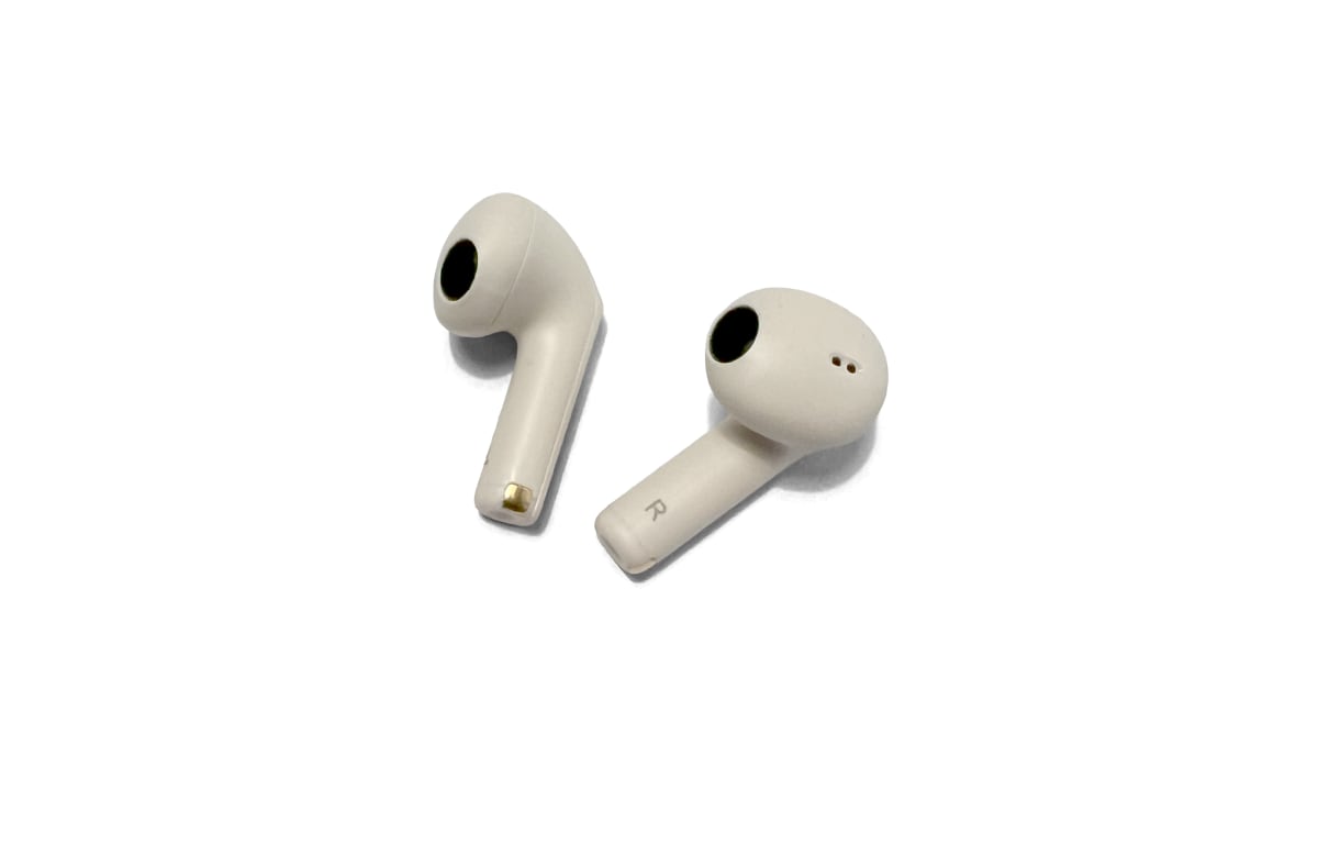 Sennheiser ACCENTUM Open (צילום: גד גניר)
