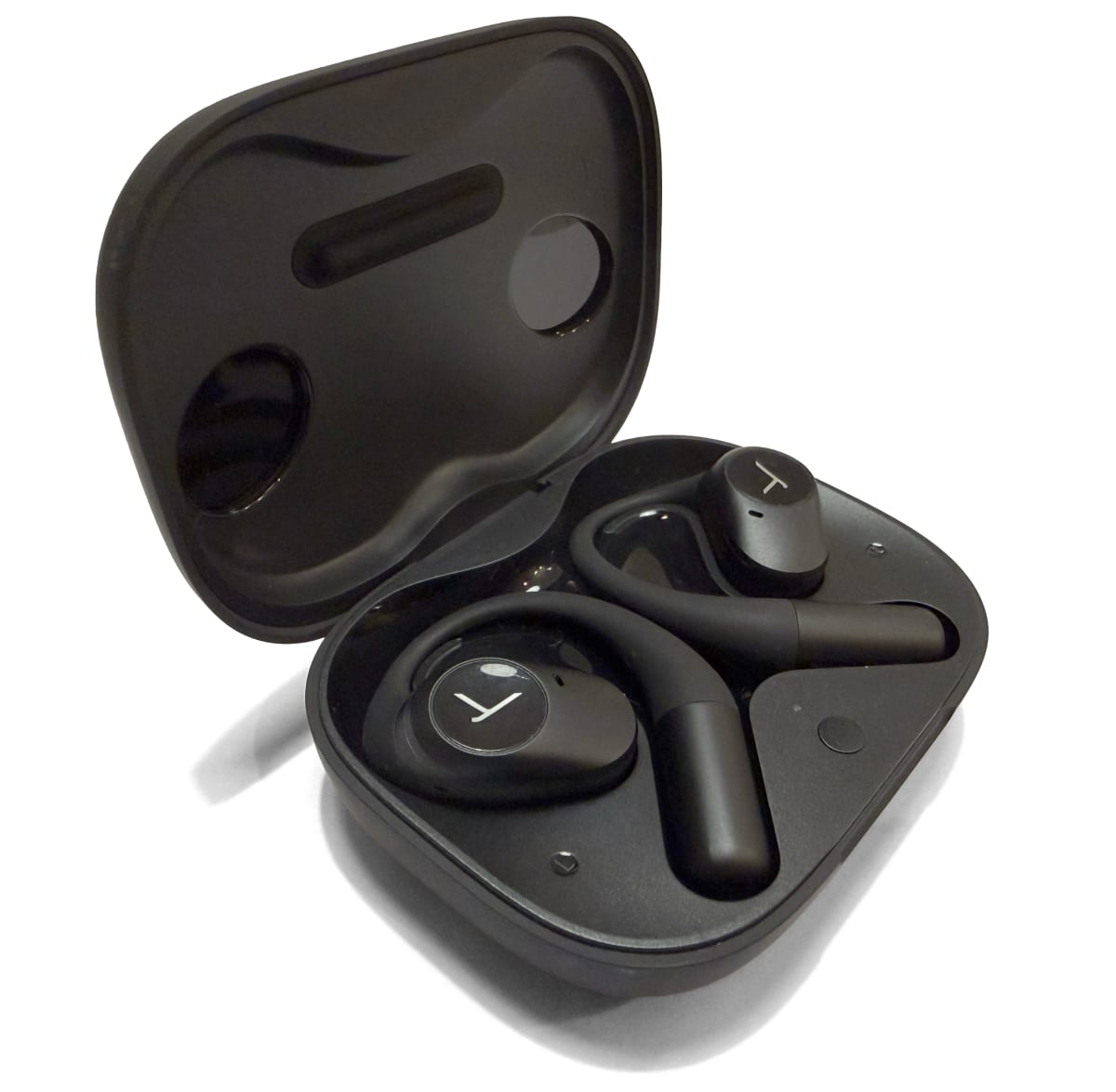 Beyerdynamic AMIRON 200 (צילום: גד גניר)
