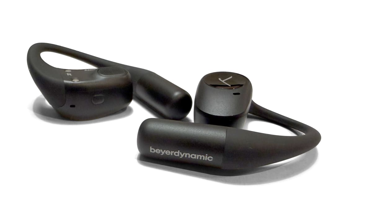Beyerdynamic AMIRON 200 (צילום: גד גניר)