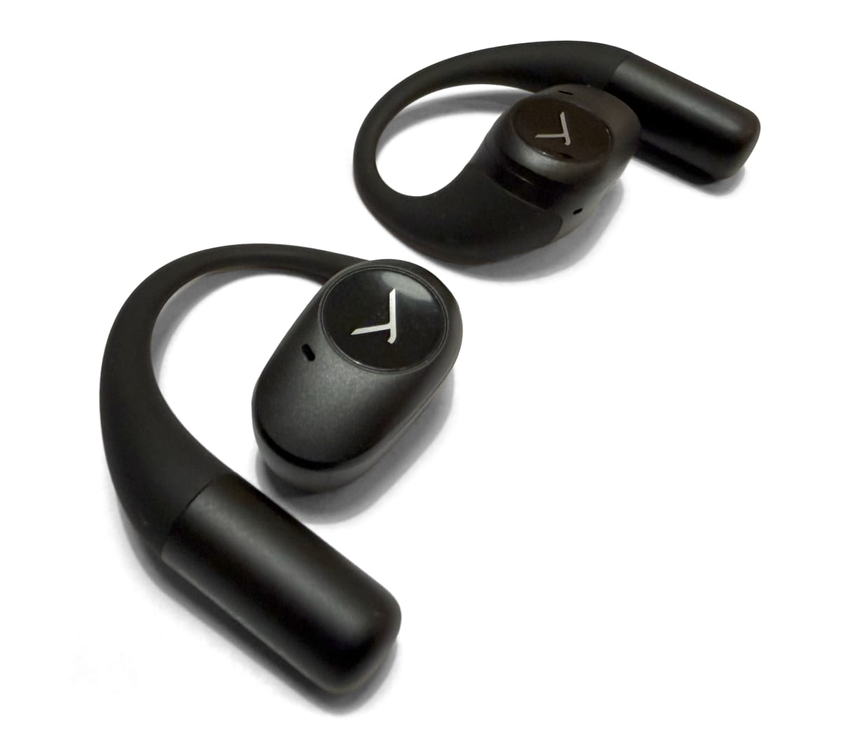 Beyerdynamic AMIRON 200 (צילום: גד גניר)
