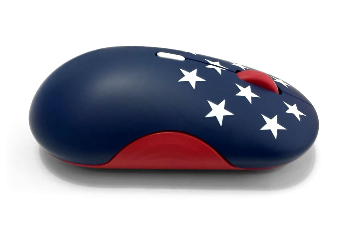 Lenovo 350 Bluetooth Silent Mouse Fan Edition (צילום: גד גניר)
