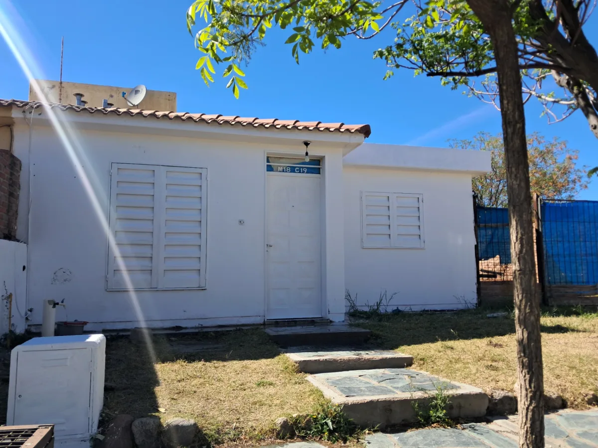 Alquilo casa en Ciudad de la Punta - imagen 2