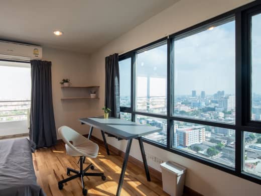 2 Bedroom Rental in Ratchayothin - Image 2