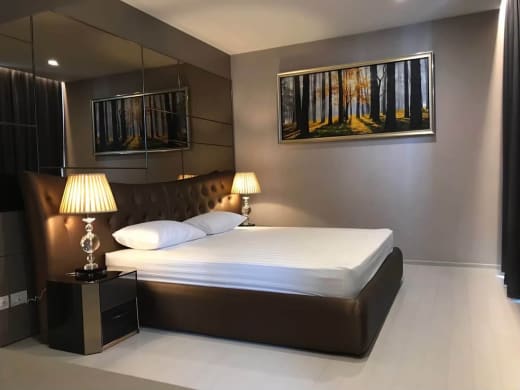 2-Bed for Rent at Noble Ploenchit - Image 2