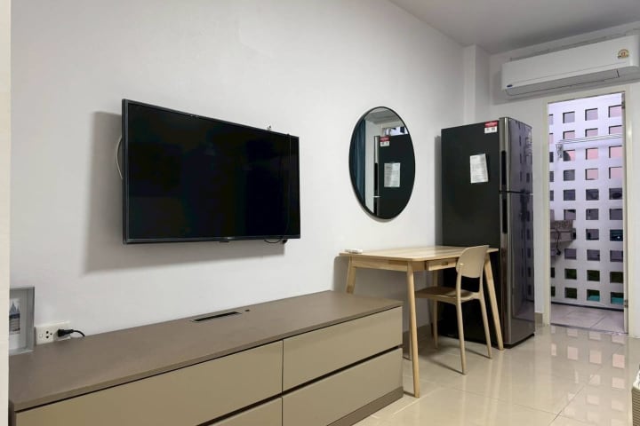 Studio for Rent at I-House Laguna Garden RCA - 0 bedroom condo for rent in Rama 9, Ekkamai, ฿9,300/month
