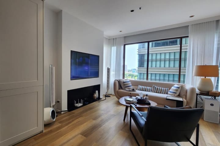 1-Bed for Rent at The Emporio Place - 1 bedroom condo for rent in Sukhumvit 24, Prompong, ฿43,000/month