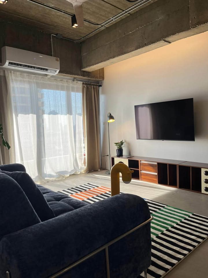 2 Bedroom Rental in Huai Khwang - Main Image