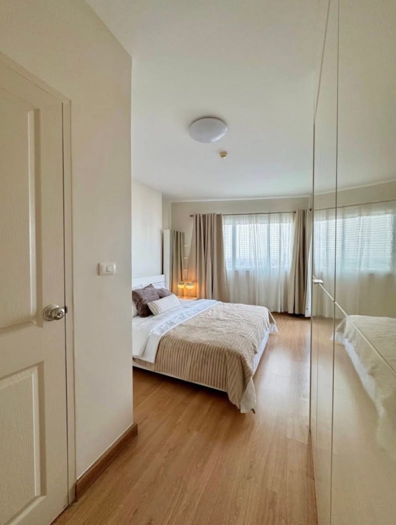2-Bed for Rent at Supalai Park Ekkamai-Thonglor - Main Image