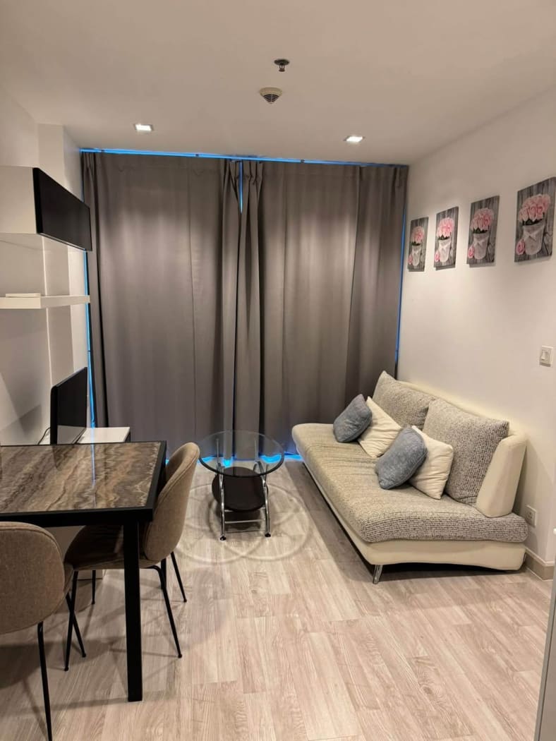 2-Bed for Rent at IDEO MOBI Sathorn - Main Image
