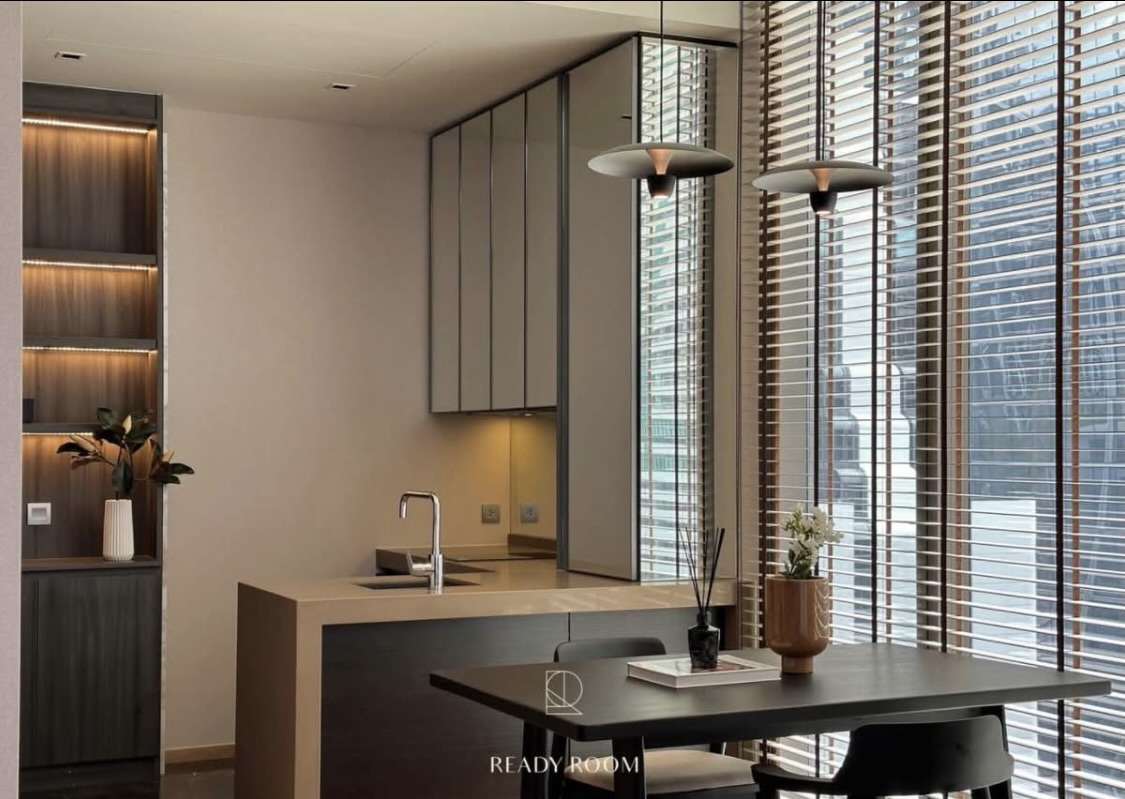 1 Bedroom Condo in Chidlom | Bangkok Apartments for Rent - Image 3