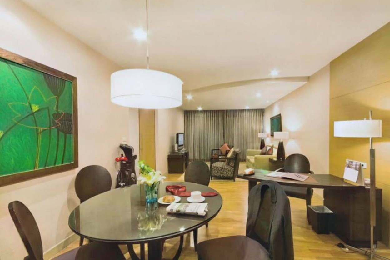 2 Bedroom Apartment in Sathorn | Bangkok Property - Image 2