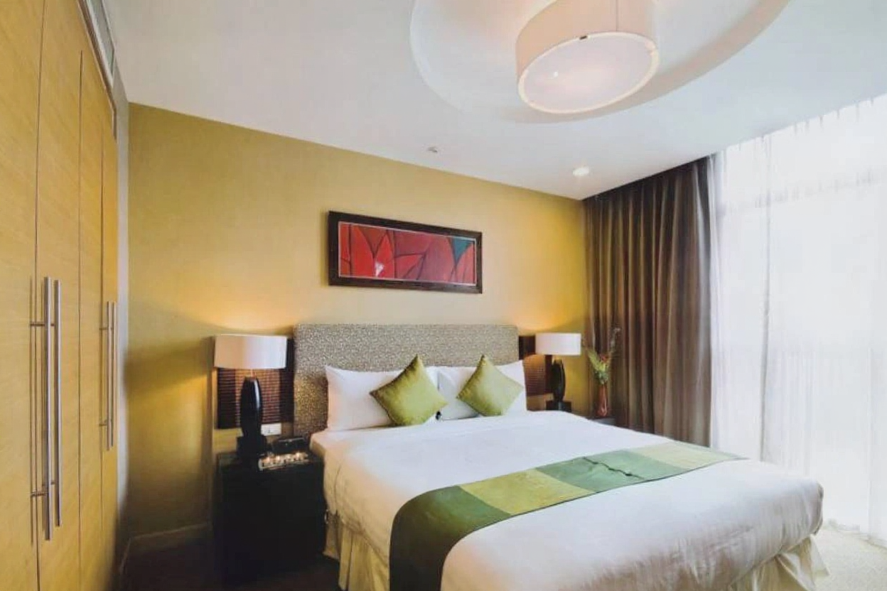 1 Bedroom Condo in Sathorn | Bangkok Property - Image 2