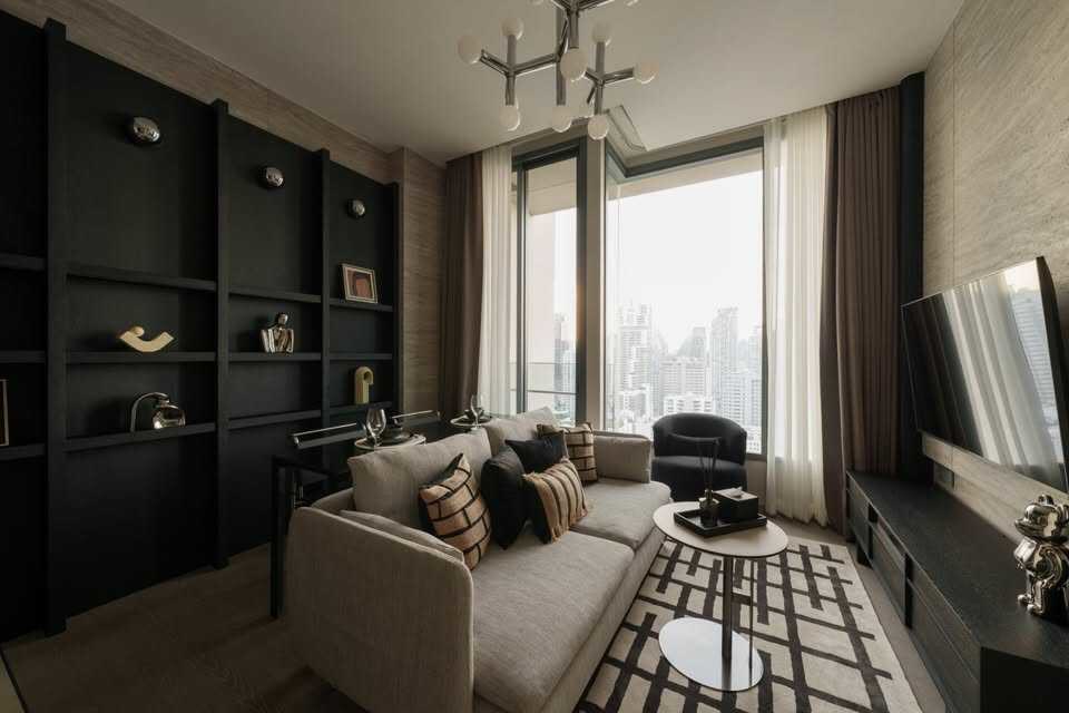 1 Bedroom Condo in Asok | Bangkok Apartments for Rent - Image 2