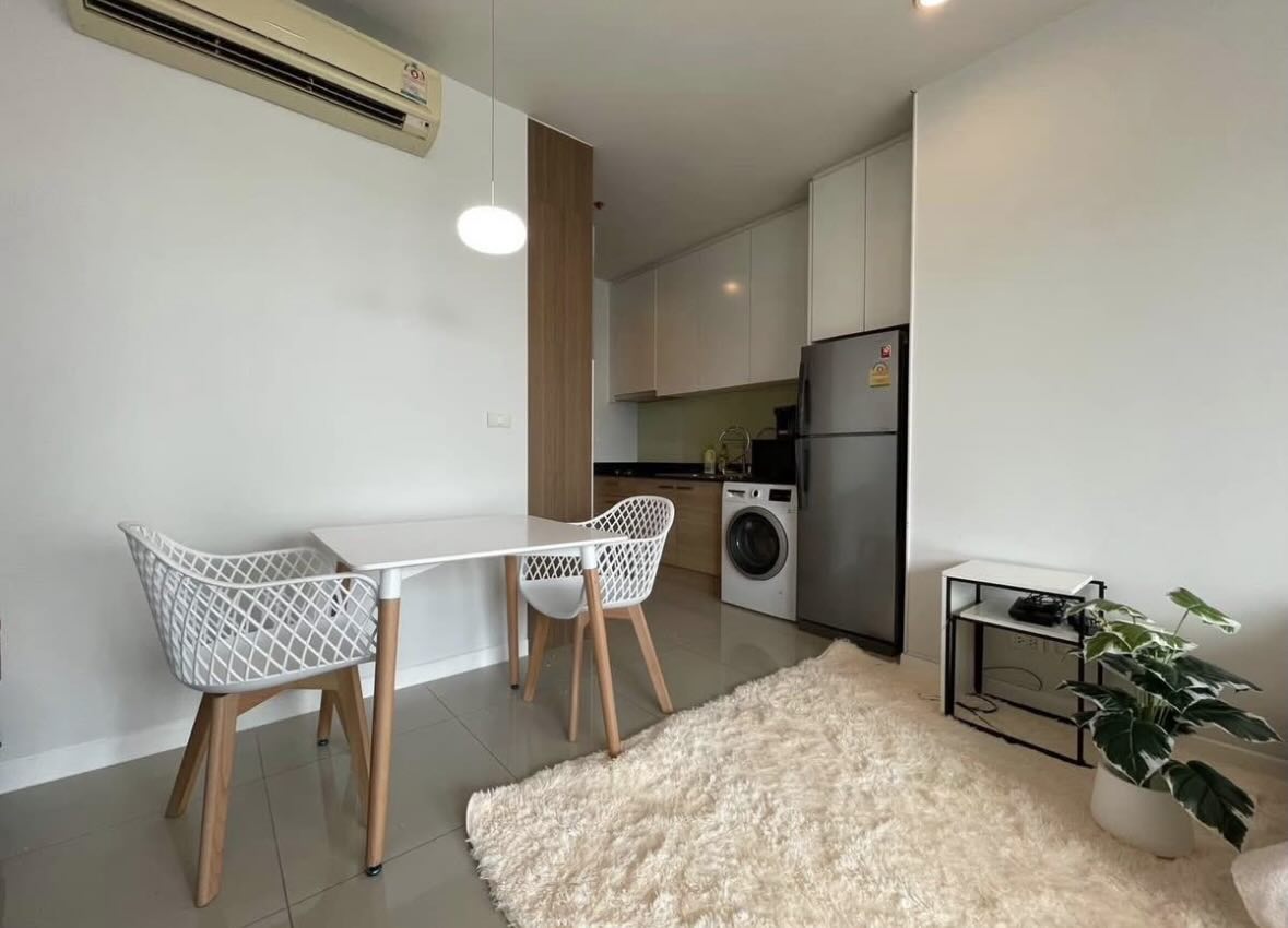 1 Bedroom Condo in Bangkok | Bangkok Apartments for Rent - Image 3