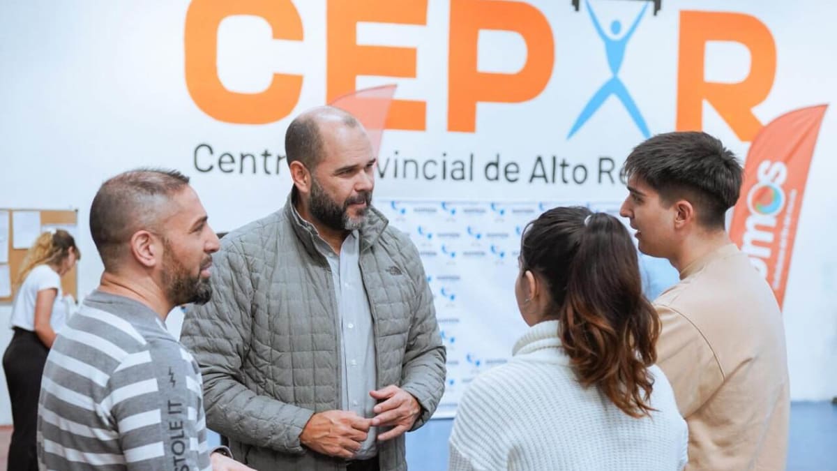 Agustín Tita: “Cerca de 300 jóvenes deportistas fueguinos van a poder estar presentes en los próximos Evita, gracias a un estado provincial cercano”