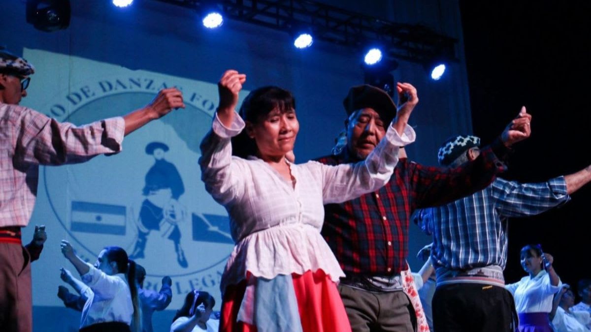 La Municipalidad de Ushuaia acompañó el 4° “Encuentro de Danzas Folclóricas Argentinas”