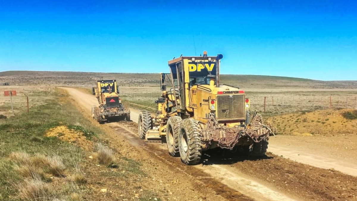 Vialidad Provincial proyecta nuevas intervenciones para mejorar los caminos rurales fueguinos